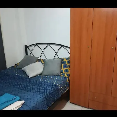 2 Bedroom Very Apartment *