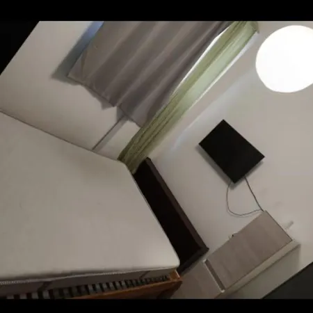 Apartment 2 Bedroom Very